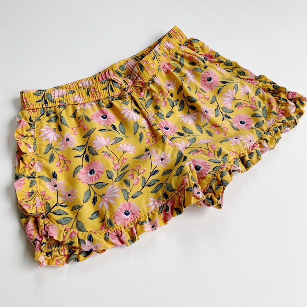 Mustard Yellow Floral Shorts w/ Ruffle Trim 2T - Picture 2 of 5